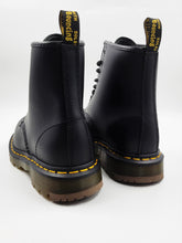 Load image into Gallery viewer, Dr. Martens 1460 Slip Resistant