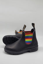 Load image into Gallery viewer, Blundstone 500 Rainbow Elastic 2105