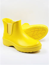 Load image into Gallery viewer, Dansko Karmel - 3 Colors