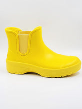 Load image into Gallery viewer, Dansko Karmel - 3 Colors