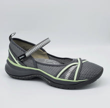 Load image into Gallery viewer, Jambu Womens Mystic - 2 Colors ON SALE