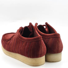 Load image into Gallery viewer, Clarks Wallabee Low Dancehall
