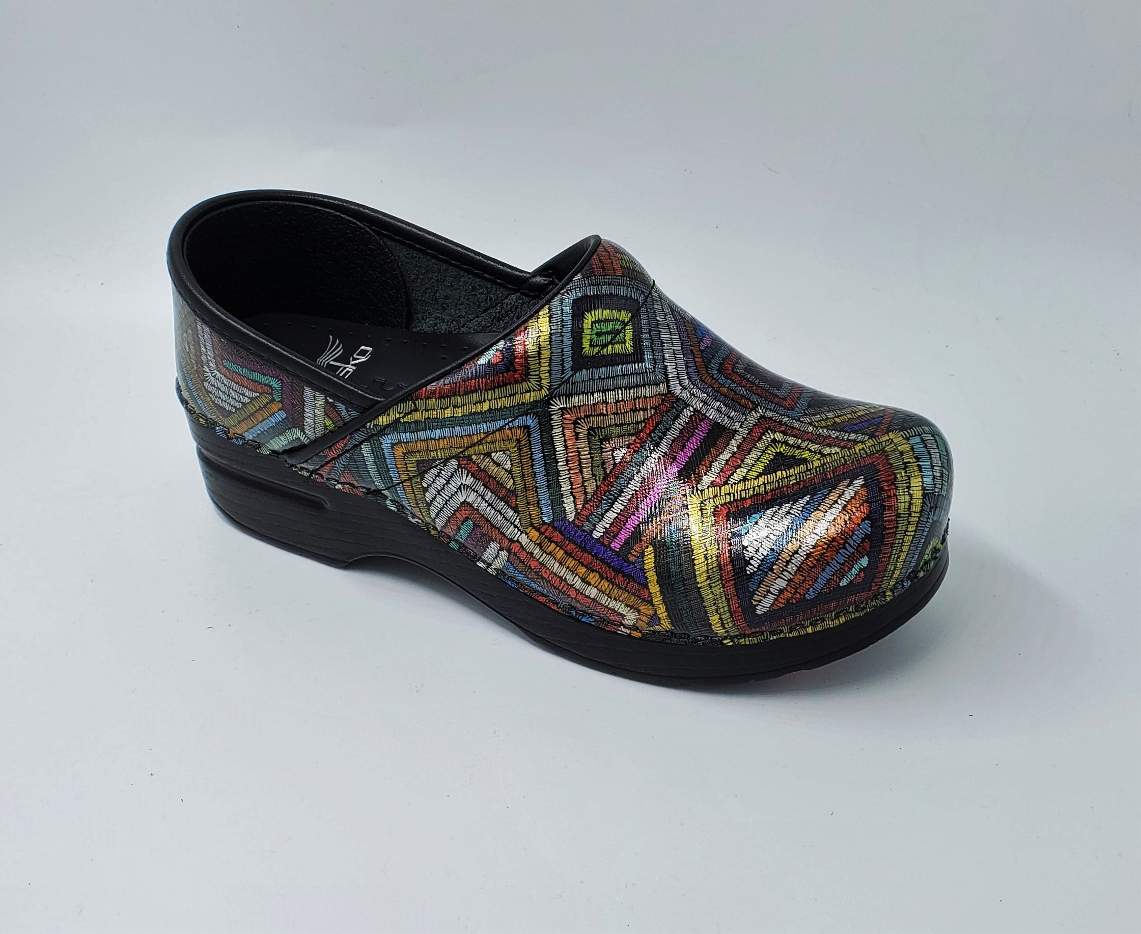 Dansko multi clearance mosaic patent